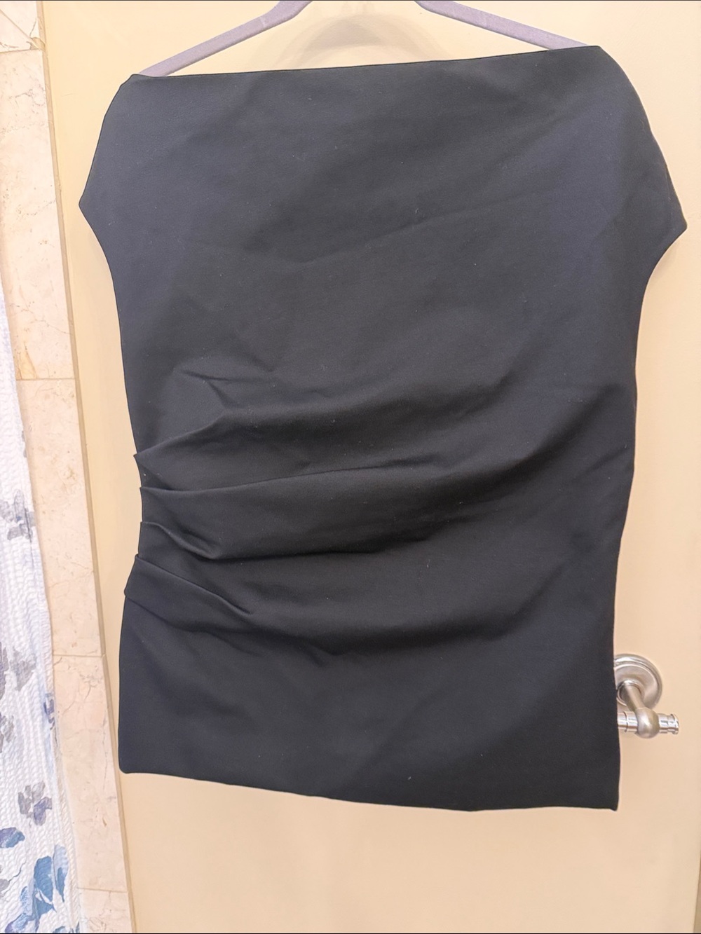 Banana Republic Black Off-Shoulder Ruched Side Blouse